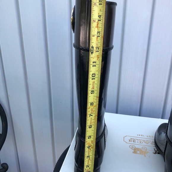 Michael Kors rain boots!! - Picture 10 of 16